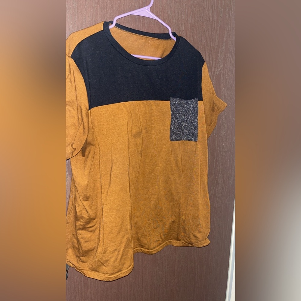 Women’s shirt
